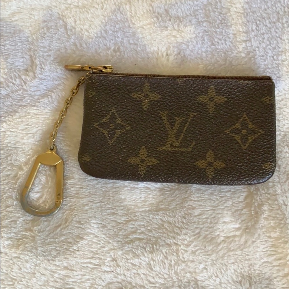 Louis Vuitton Coin pouch  ~~ Authentic